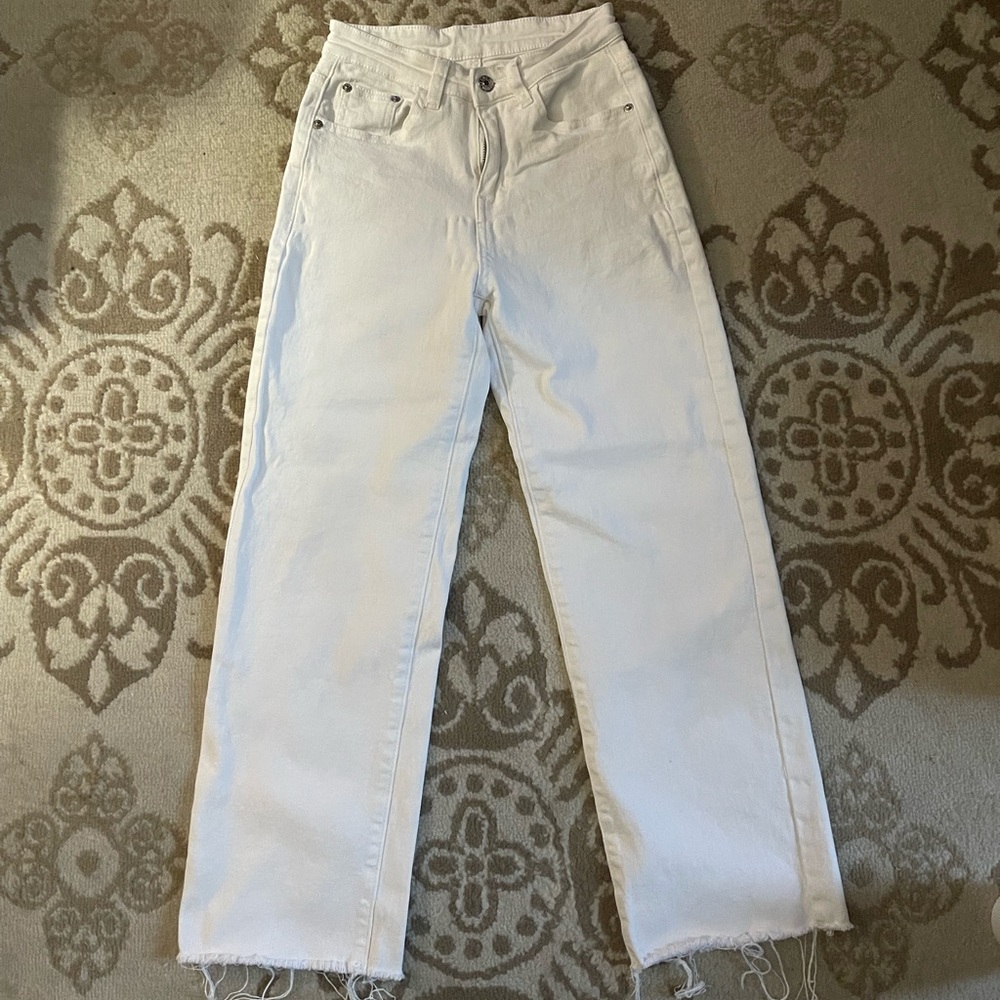 Stylish White Women's Jeans